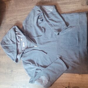 Daniel Buchler Large women's sweatshirt